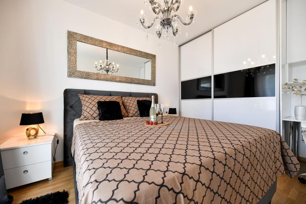 Lauris Luxury Apartment Zadar Buitenkant foto
